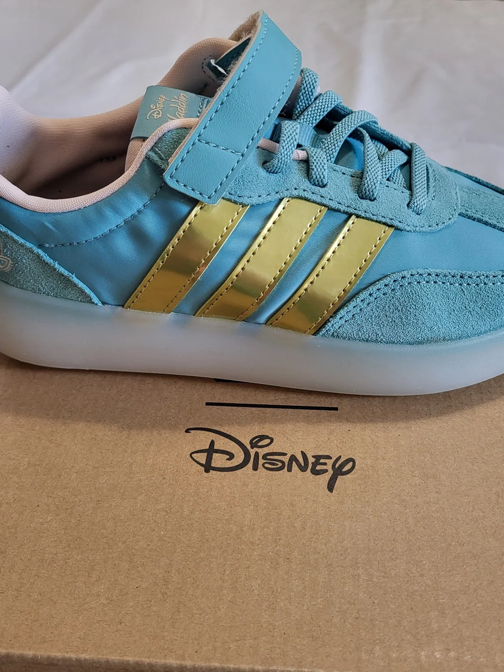 *NEW* Adidas Barreda Decode Jasmine EL Disney Aladdin Size 2Y Shoes  Blue/Gold